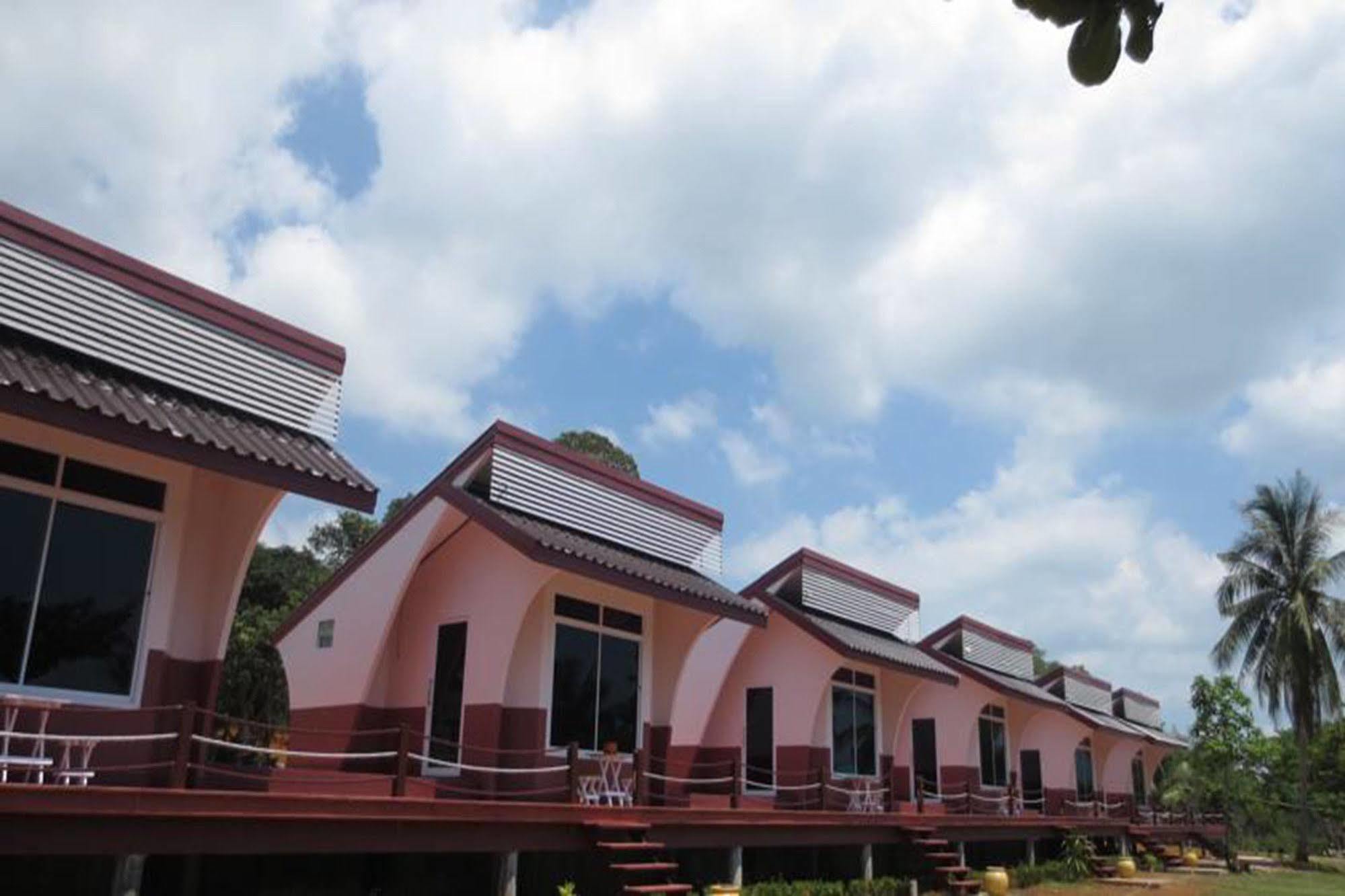 Lomtalay Resort Trat Laem Ngop Eksteriør billede