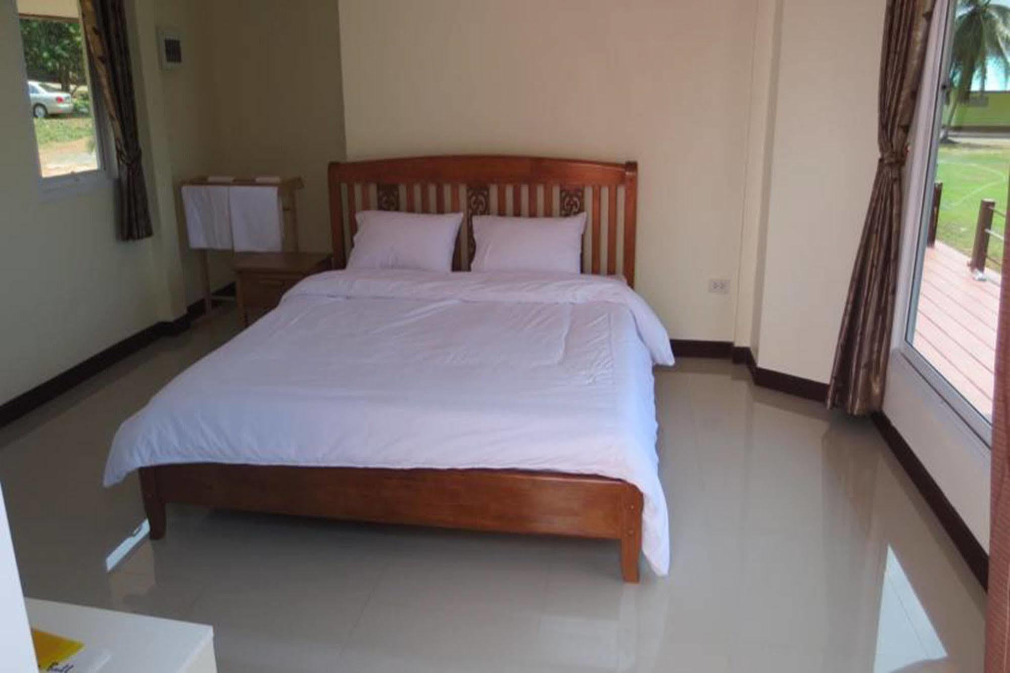 Lomtalay Resort Trat Laem Ngop Eksteriør billede